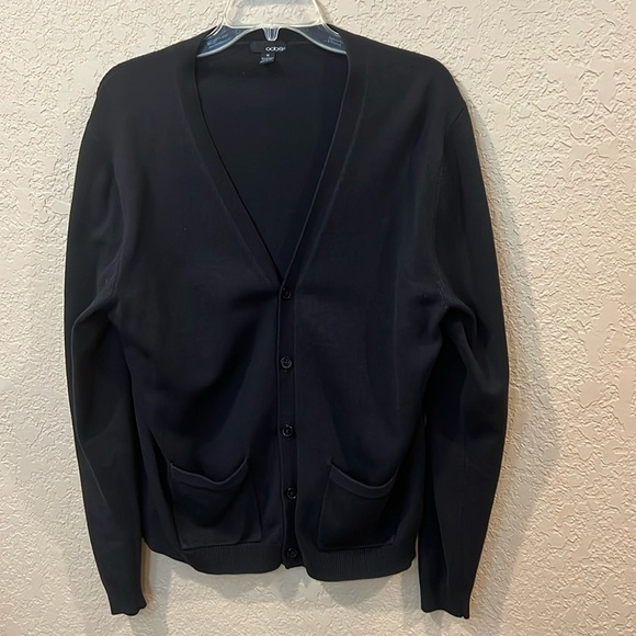 oobe Cardigan Sweater Button down with pockets Black Size Medium - Picture 2 of 8